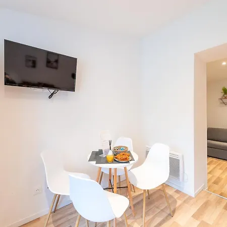 Cosy Location - Confortable, Cosy Et Equipe - Places Gratuites A Proximite Apartment Anzin