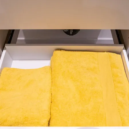 Apartament Le Nouveau Saint Waast - Confortable, Cosy Et Equipe - Places Gratuites A Proximite Anzin