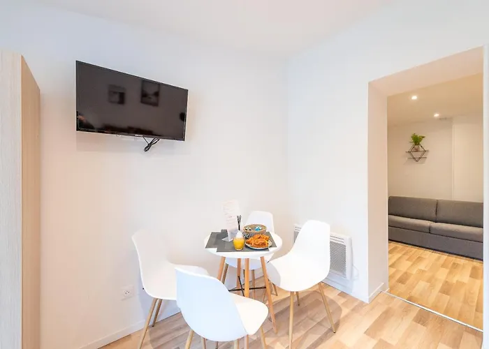 Le Nouveau Saint Waast - Confortable, Cosy Et équipé - Places Gratuites à Proximité Appartement Anzin