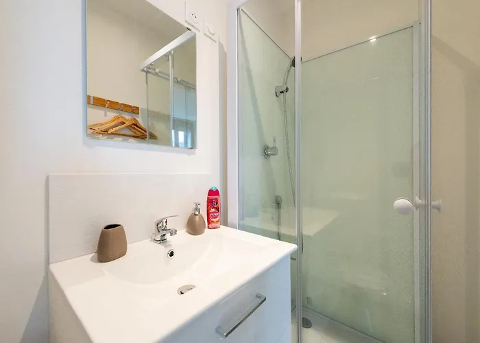 Le Nouveau Saint Waast - Confortable, Cosy Et équipé - Places Gratuites à Proximité Appartement